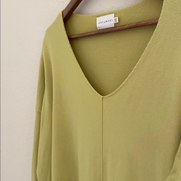 Dreamers Green Sweater - Picture 5 of 5